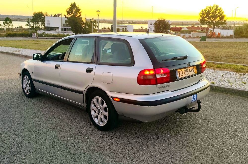 Volvo V40 1.6 GPL — photo 4