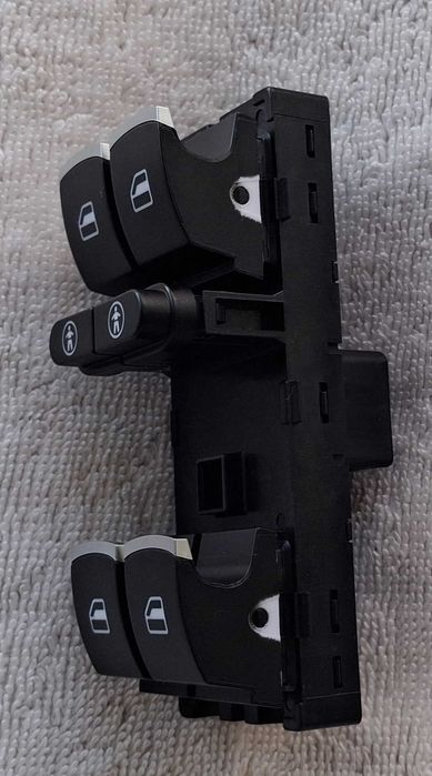 Comando interruptor vidros lado esquerdo (VW, SEAT, AUDI e SKODA)