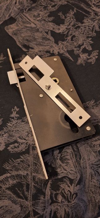 Fechaduras portas novas