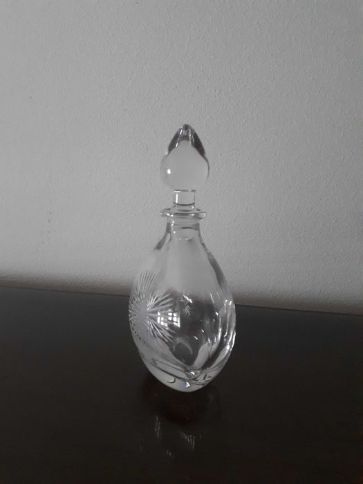 Frasco decorativo em cristal sem uso