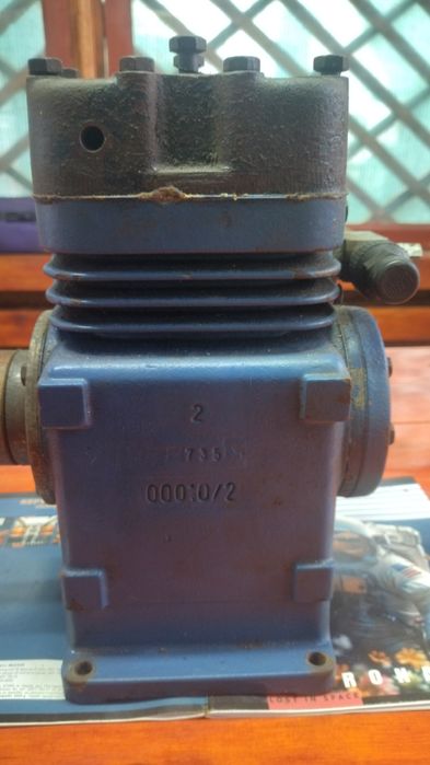 Продам компресор