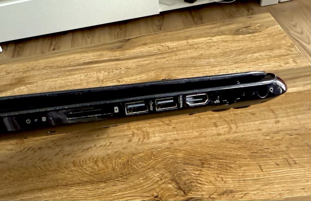 Laptop HP Pavillion Sleekbook 15