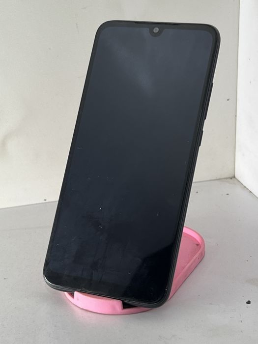 Смартфон Redmi 7 4/64gb в гарному стані