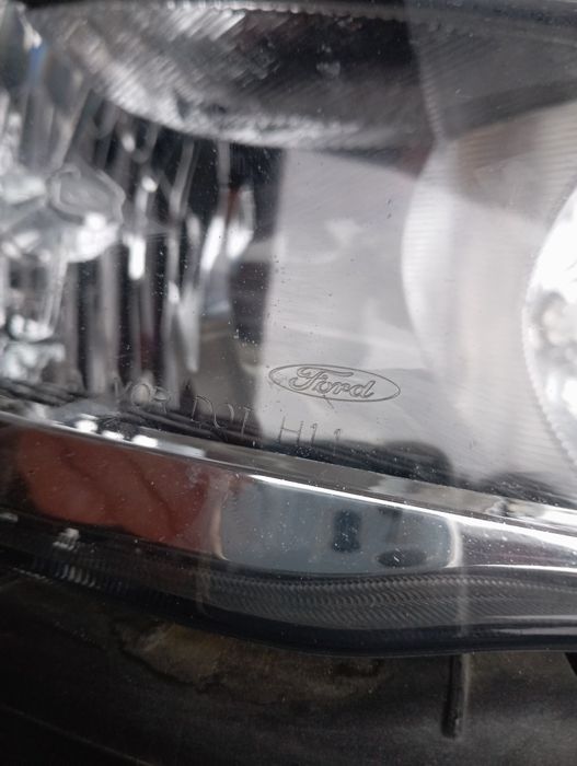 Reflektor Lampa prawa Ford Escape/ Kuga 17-19