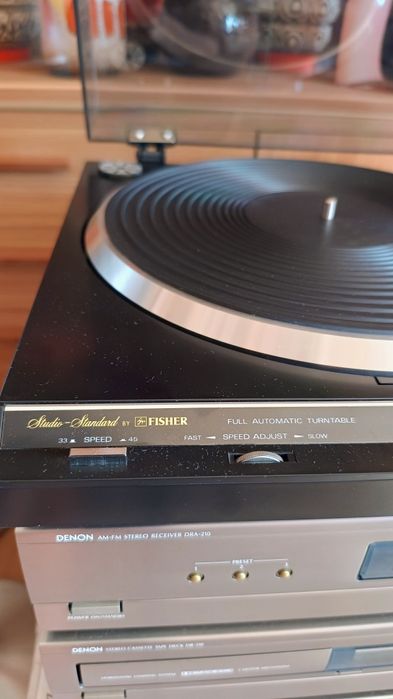 Gramofon FISHER studio-standart MT-274