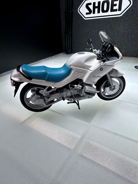 Miniatura BMW R 1100 RS Escala 1/24 Minichamps