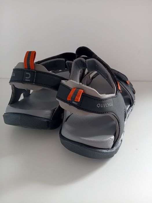 Nowe sandały trekingowe Quechua rozm 40.