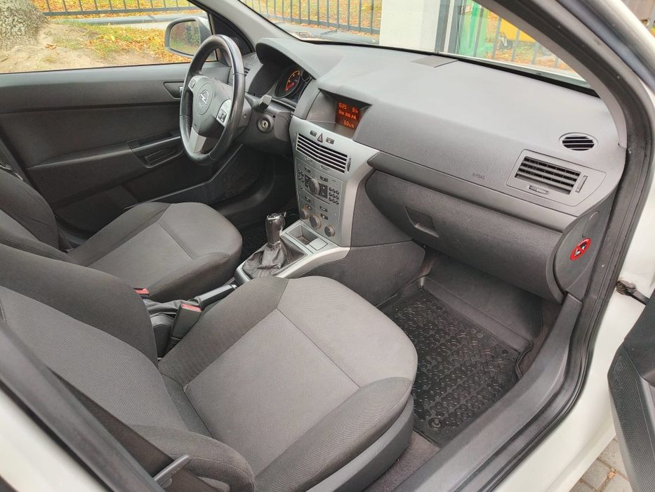 Opel Astra 2011r 1.7 CDTI Stan BDB