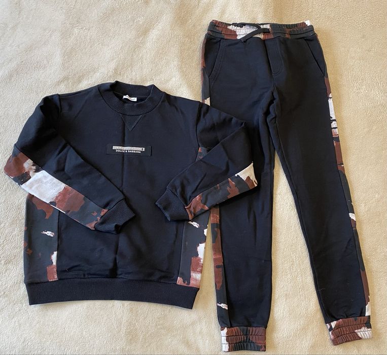 Dolche&Gabbana костюм на мальчика 9,10 лет.