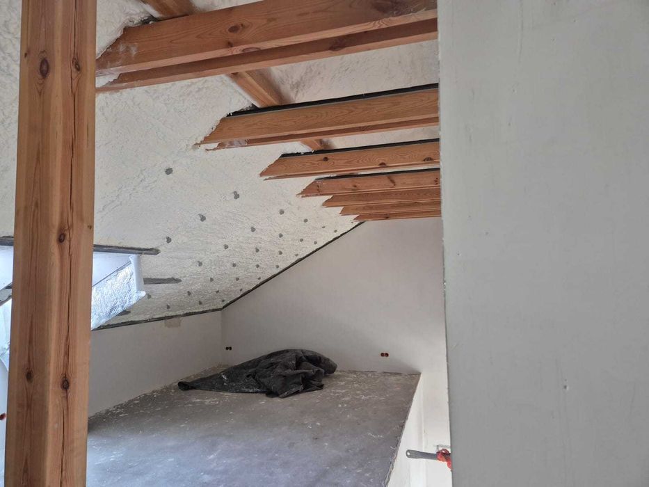 Pur piana dachy stropy ocieplanie docieplanie izolacje hale poddasza