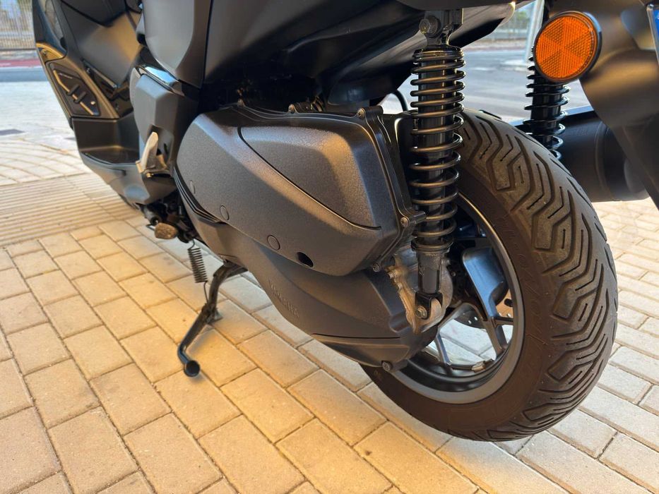 Yamaha XMAX 300 Tech Max 2025