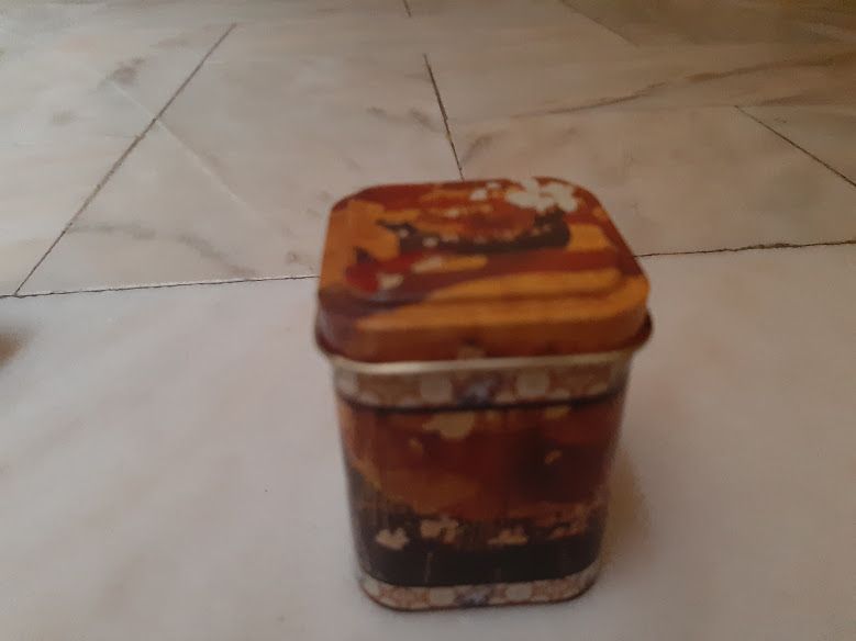 4 Latas em Miniatura