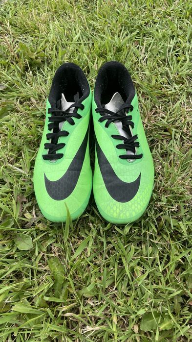 Бутсы найк.