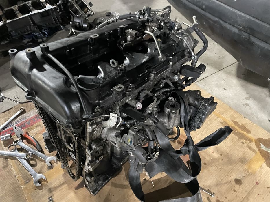 Двигун Mitsubishi Outlander 3 2.2 DI-D деталі двигуна 4N14 в розборі