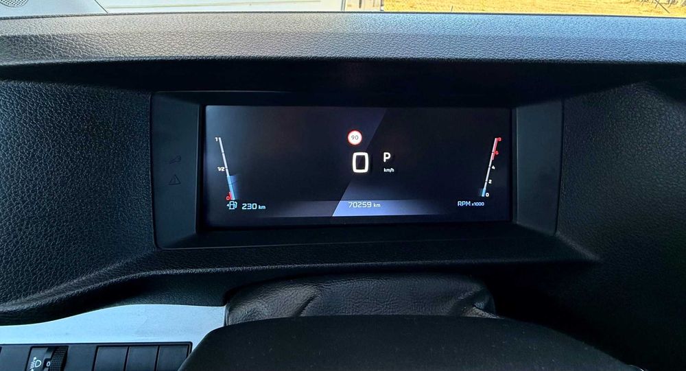 PEUGEOT TRAVELLER  - BUSINESS LONGA BLUEHDI 180 EAT8 – 9 LUGARES