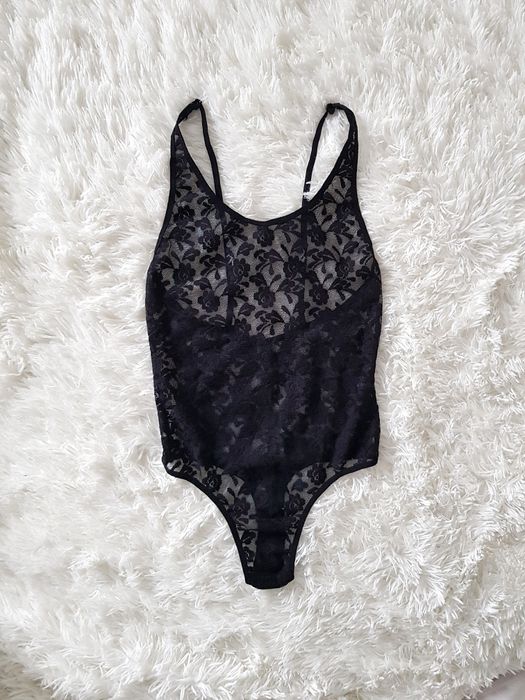 Czarne body stringi koronkowe, rozmiar xs