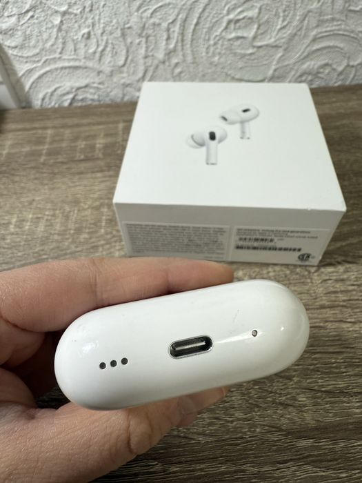 Кейс для AirPods Pro 2 MagSafe Charging Case USB-C