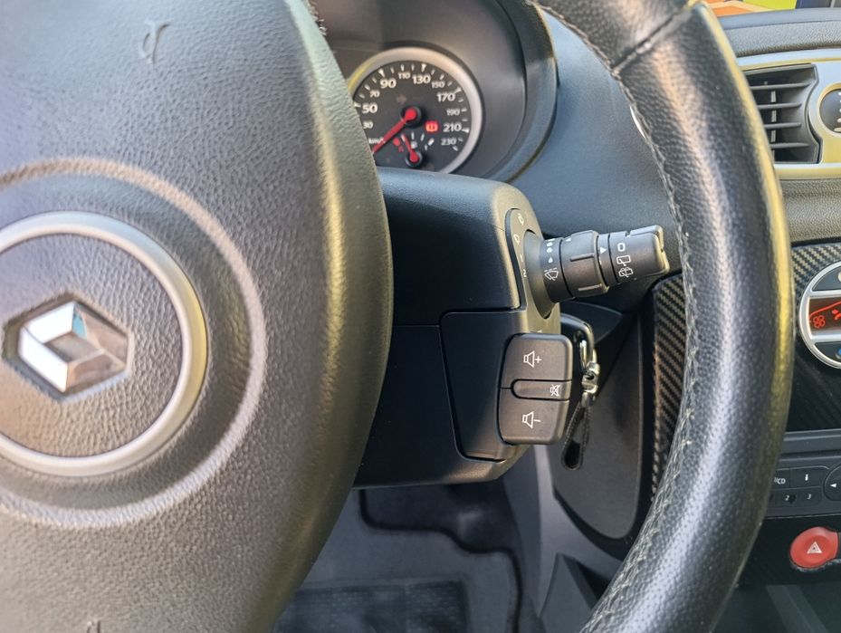 Renault clio 1.2 i 16v Dynamique GPS 1 dono