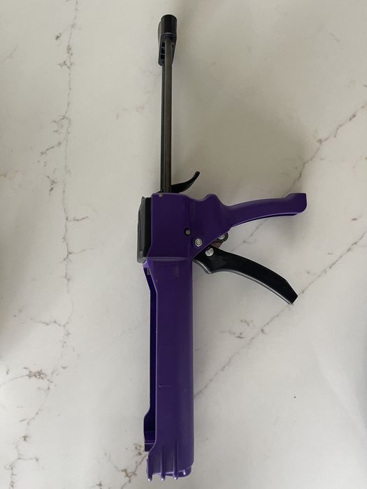 Pistolet do kleju/sylikonu dwutlokowy