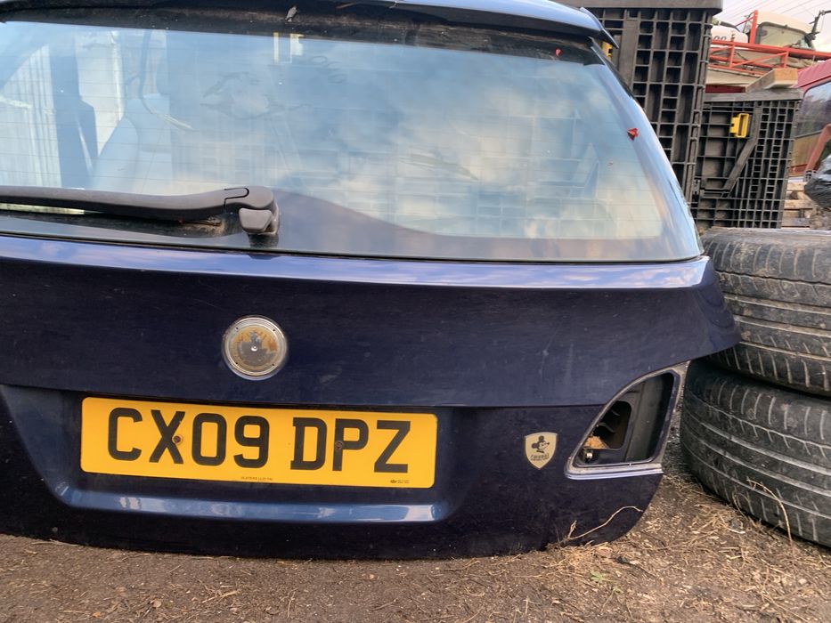 Klapa Bmw e61 tiefseeblau bez rdzy