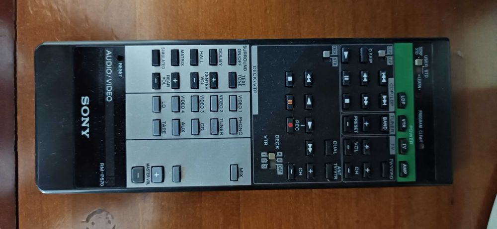 Conjunto SONY - Amplificador TA-AV570 + Sintonizador ST-261