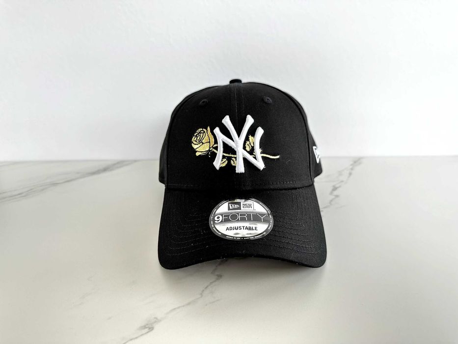 Czapka z daszkiem NEW ERA 9FORTY 940 New York Yankees CZARNA + róża