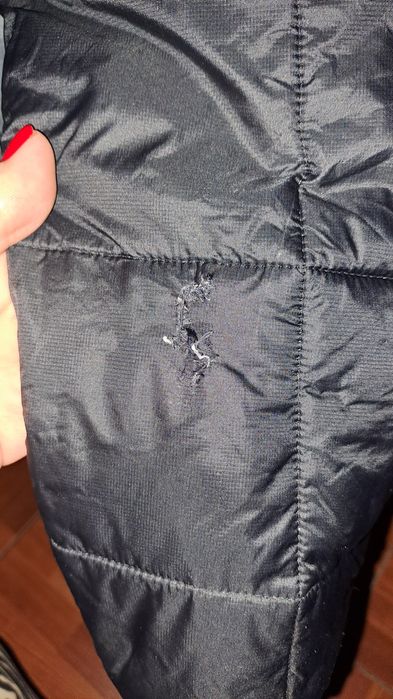 Куртка зимова Columbia,розмір S. Нюанс на рукаві!