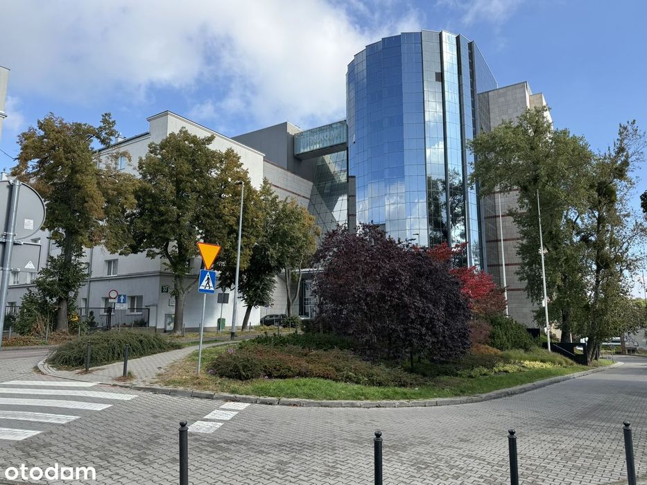 Przestronne biuro 567 m² z prywatnym zapleczem, Podolska 21 Gdynia