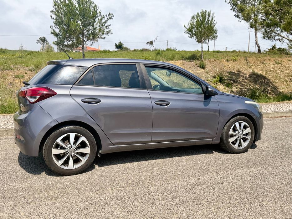 Hyundai i20 1.2 ACTIVE PLUS CRDi Nacional em optimo estado ( Diesel )