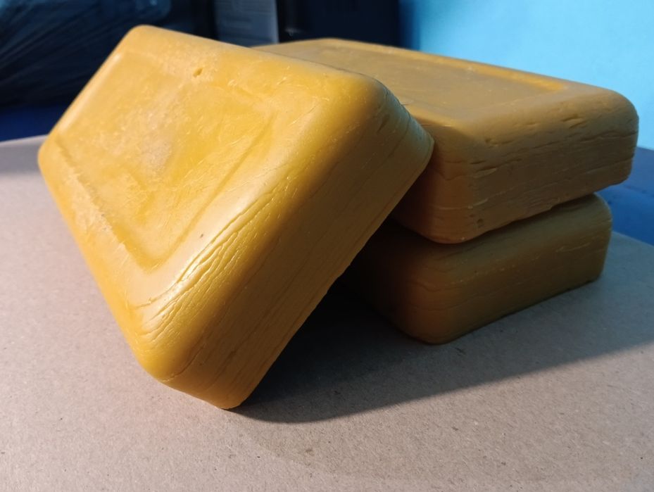 Продам віск бджолиний