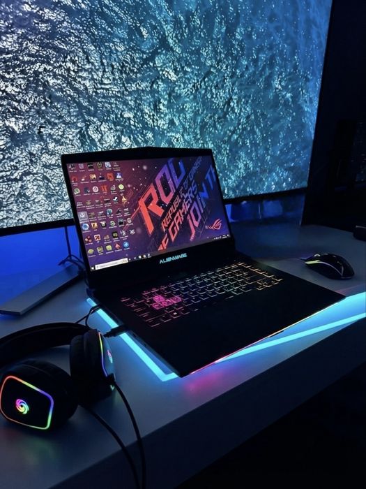Топ! ИГРОВОЙ Alienware 17 + Комплект