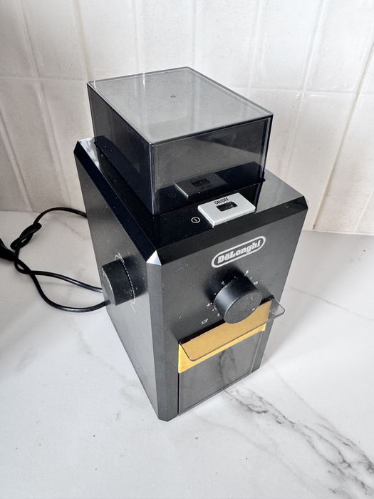 Młynek do kawy delonghi de’longhi kg79
