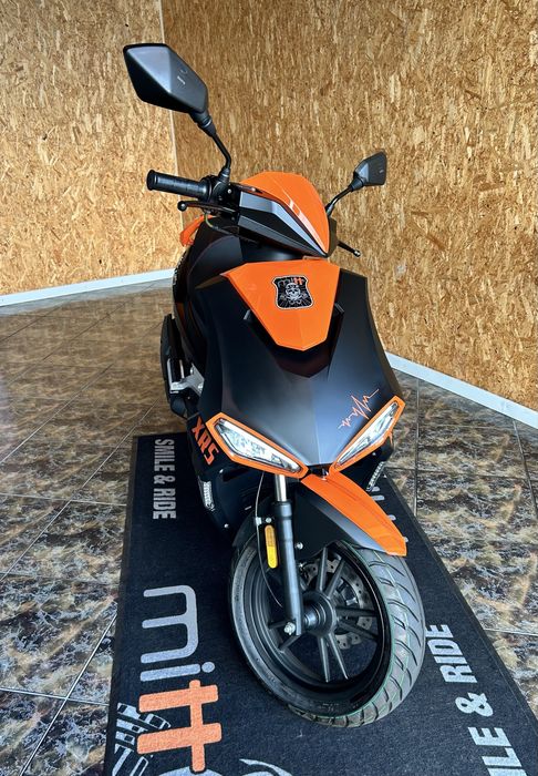 Scooter Mitt XRS 125cc