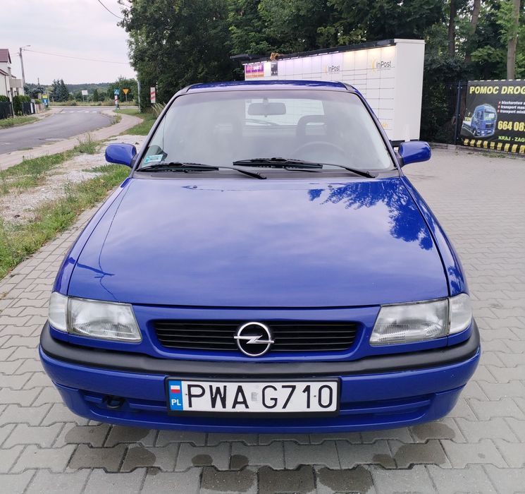 Opel Astra f hatchback 1996r.