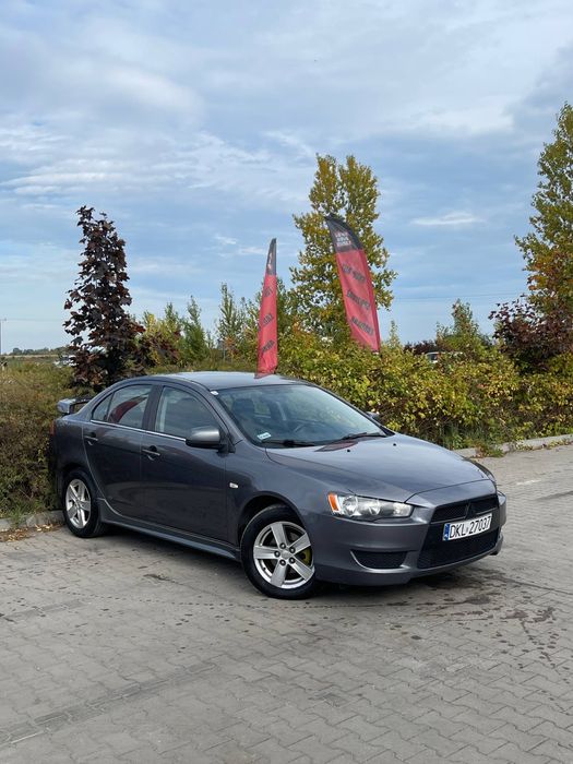 Mitsubishi Lancer