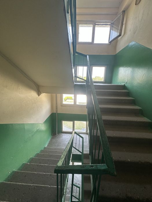 Терміново продам двокімнатну квартиру по вулиці Миколайчука