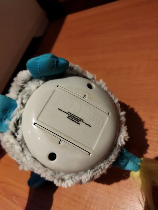 Furbi cinzento a funcionar