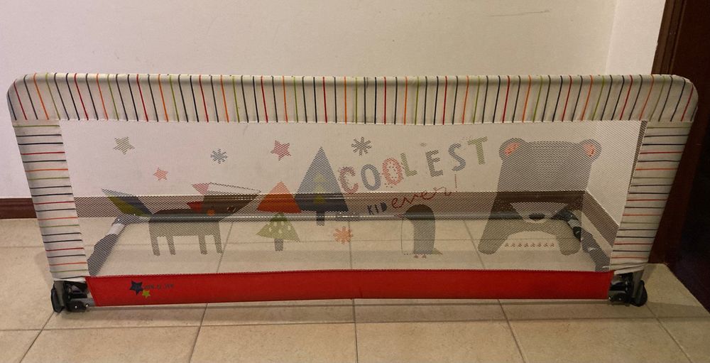 Barreira de proteção cama criança JANÉ