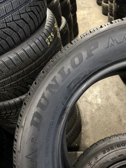 Шини Зимові 235х60хR18 DUNLOP Winter Sport 5 / 4шт / 7.5+мм / 2024р