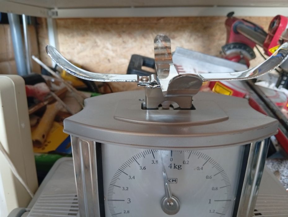 Waga domowa 4 kg.