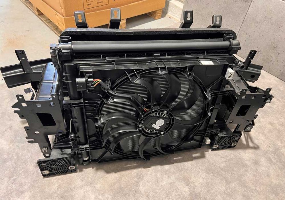 VW ID4 11A Передня панель Телевізор