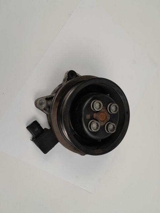 Водяна помпа електро 1.4TSI VW Touran 2003-2010p 03C121004J
