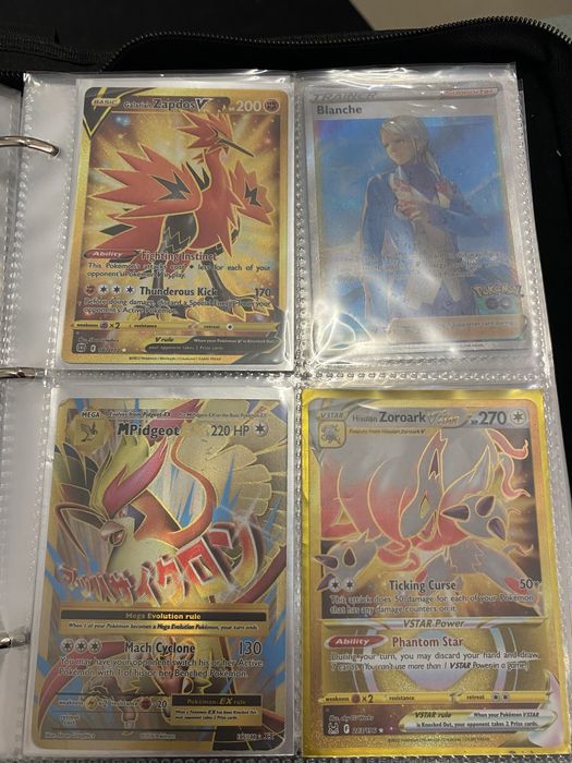 Cartas Pokémon, em estado perfeito.