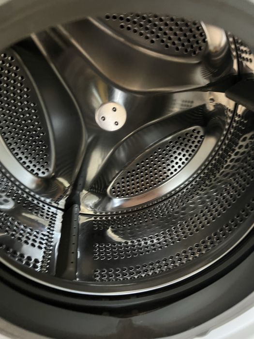 Продам стиральную машинку