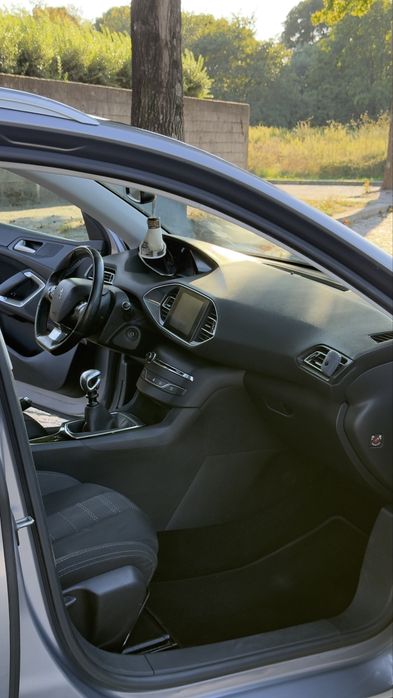 Peugeot 308 SW 1.6 HDi 120cv | 2015 | Full Extras