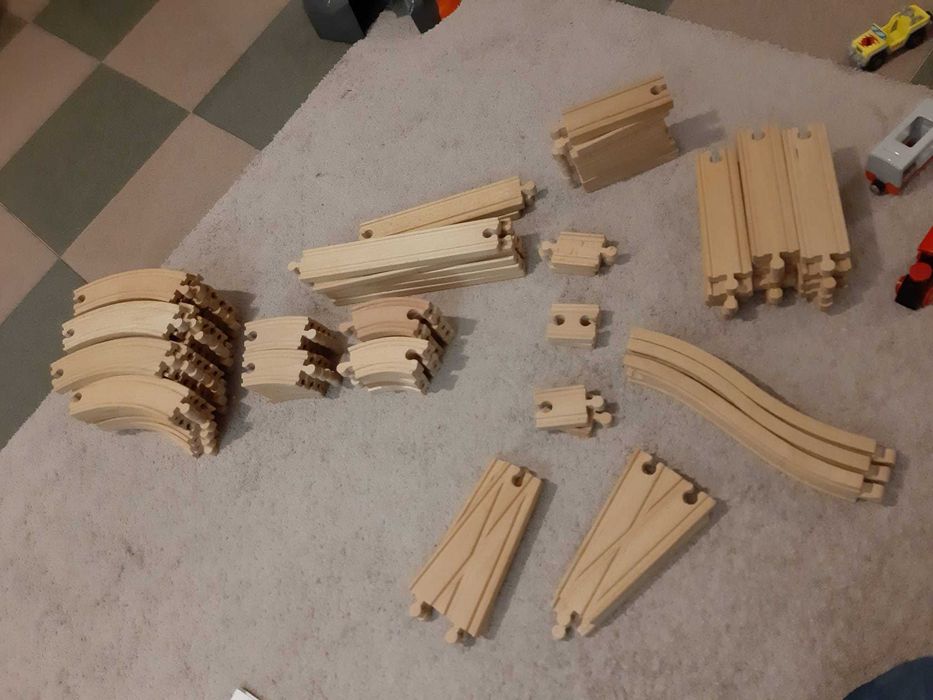 Pista de madeira comboios/carrinhos IKEA/LIDL