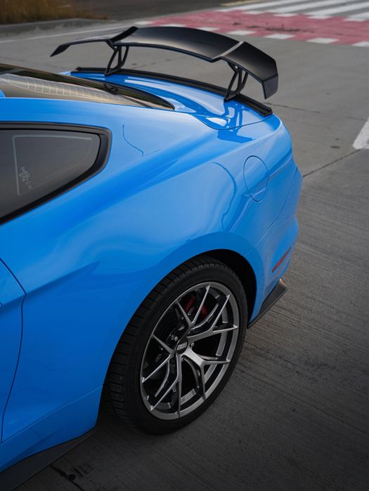 Ford mustang 2017
