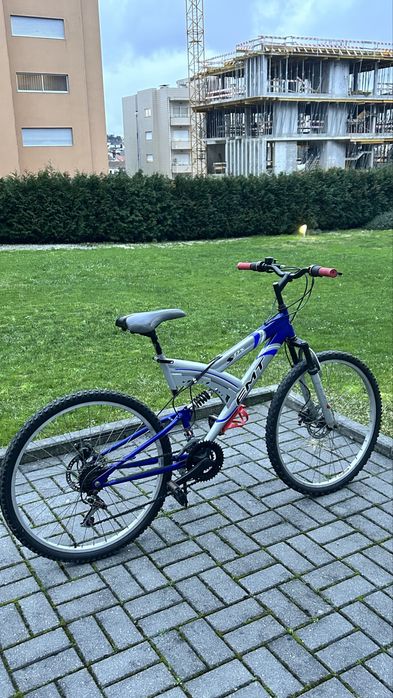 Bicicleta EMT SDS usada em bom estado como pode ver nas fotos