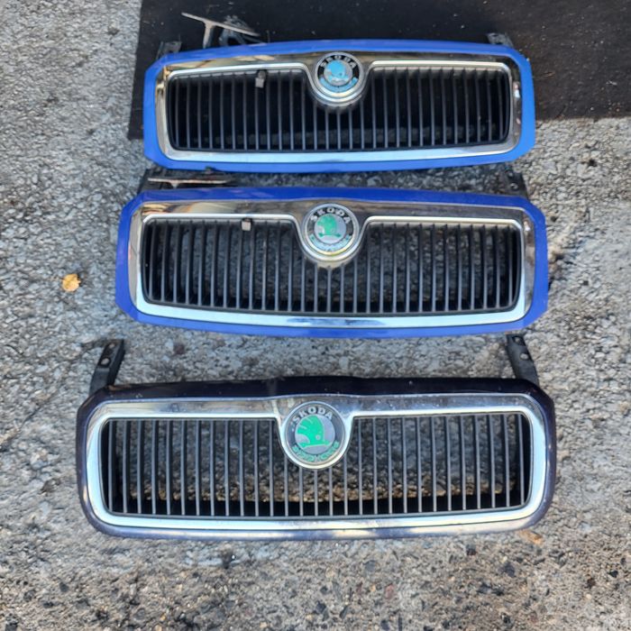 Задня Ляда.Кришка багажніка Skoda Oktavia tour. Шкода Октавія Тур.