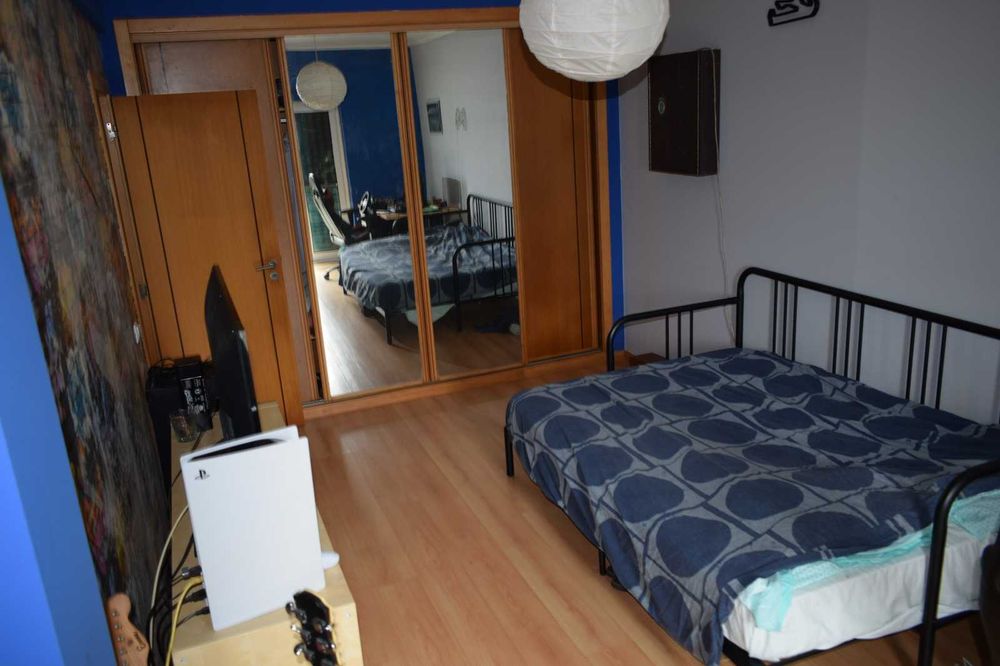 Vendo Moradia T4 - Garagem, Churrasqueira e Logradouro de 181 m²